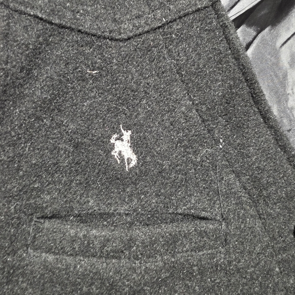 Men's Black Wyoming Traders Vest - Picture 2 of 6